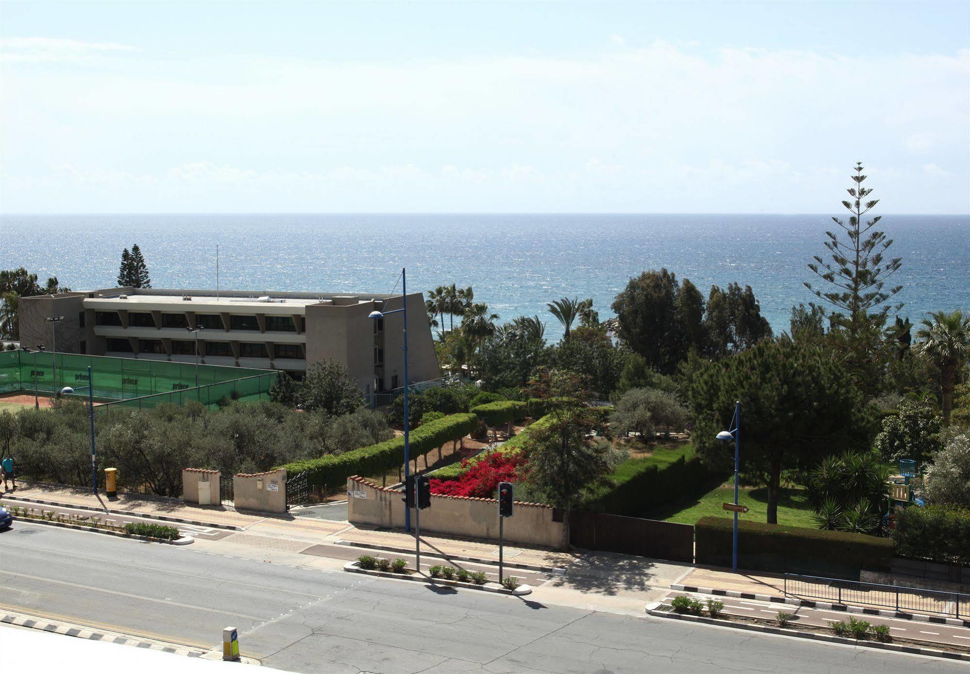 Anemos Apartments Limassol Kültér fotó